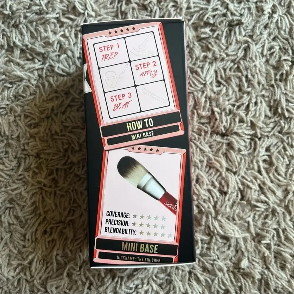 NWT! Flirtatious Looks Cosmetics The Perfect Duel: Foundation Travel Set